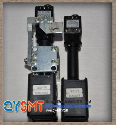 O smt de Panasonic parte a CÂMERA AKXFX036HA00 da CABEÇA de PANASONIC CM402